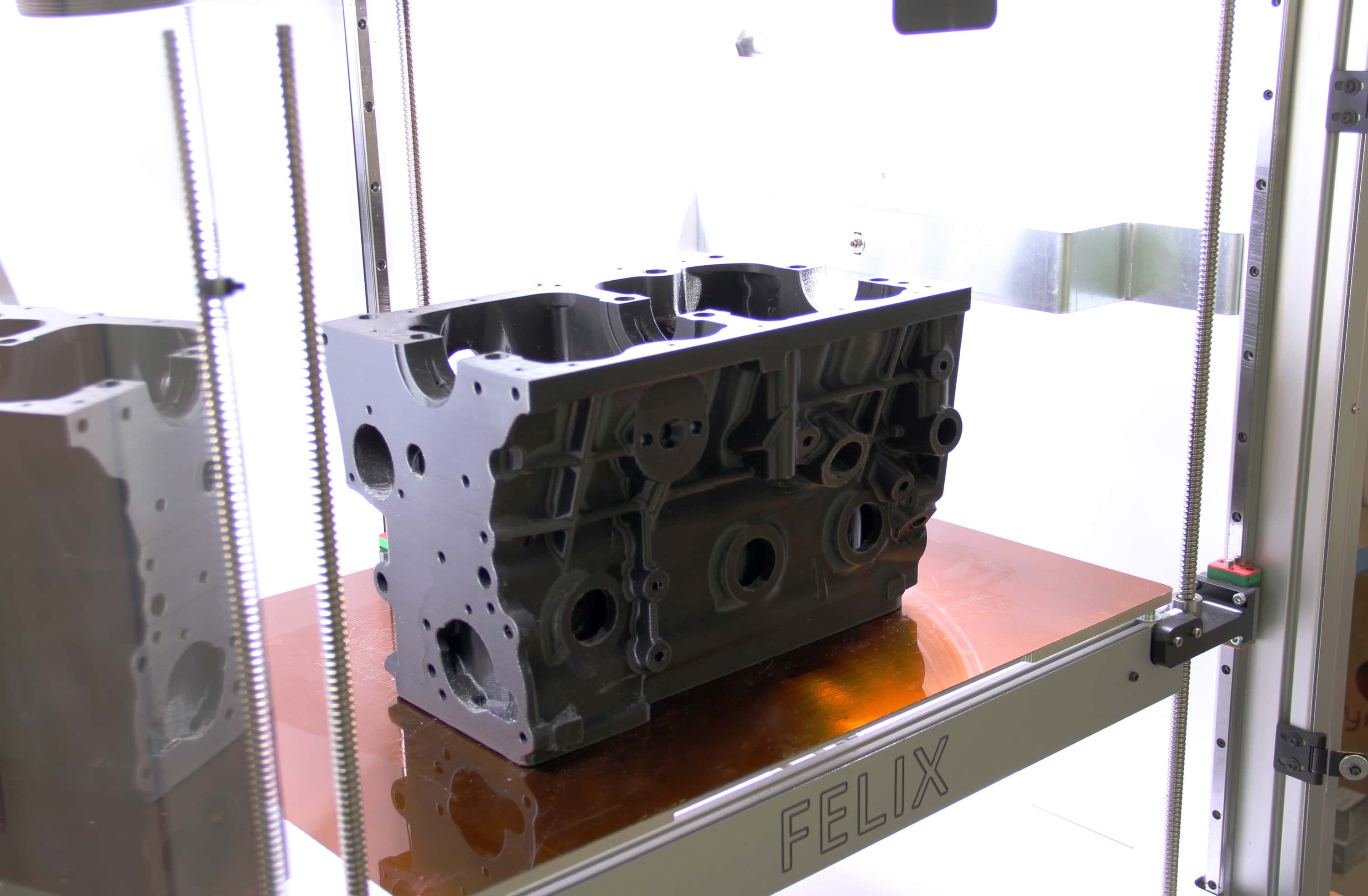 3D printed engine block on FELIXprinters Pro XL